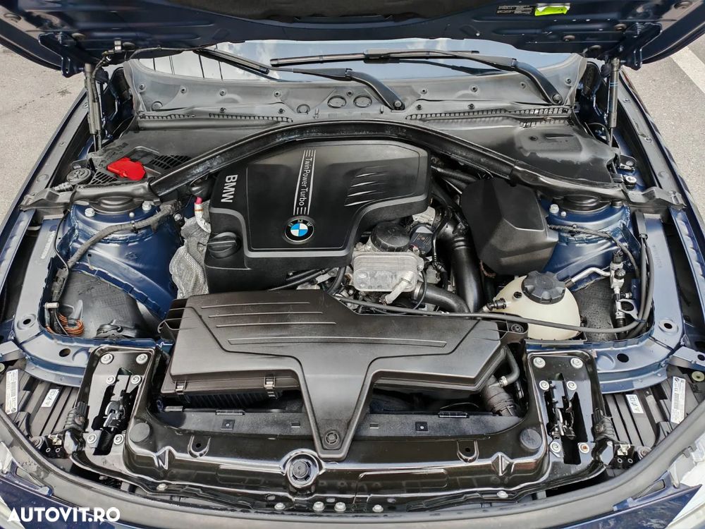 BMW Seria 3 320i Touring Sport-Aut. Luxury Line - 8