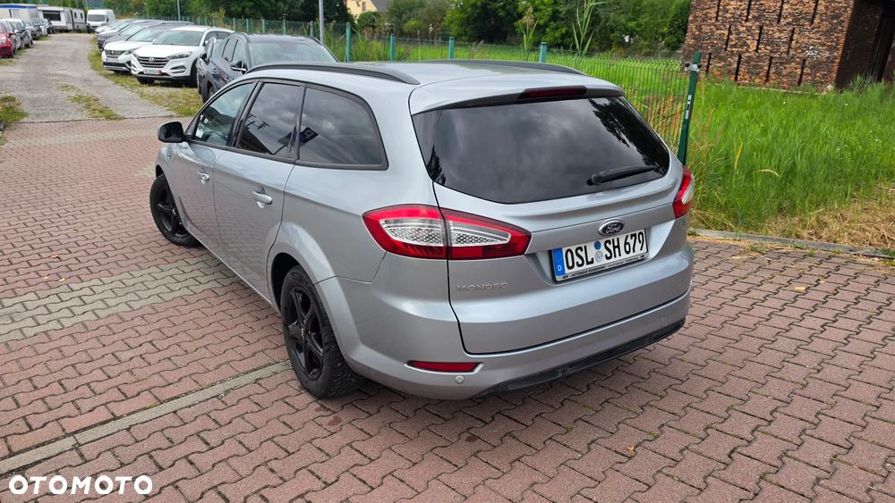 Ford Mondeo SW - 24
