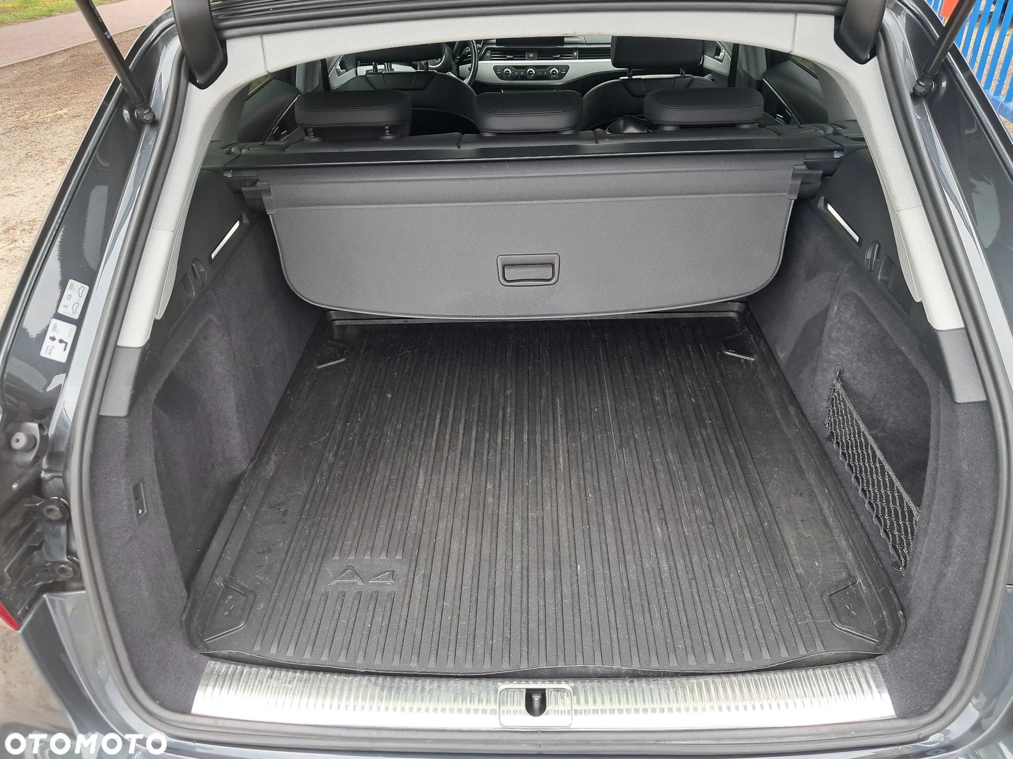 Audi A4 Avant 35 TDI S tronic design - 27