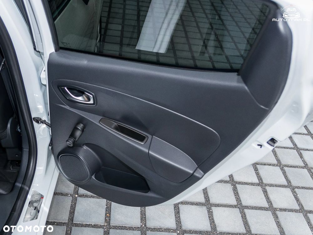 Renault Clio 1.2 16V 75 Life - 36