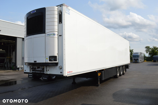 Schmitz Cargobull SKO FP 45 Carrier Vector 1550