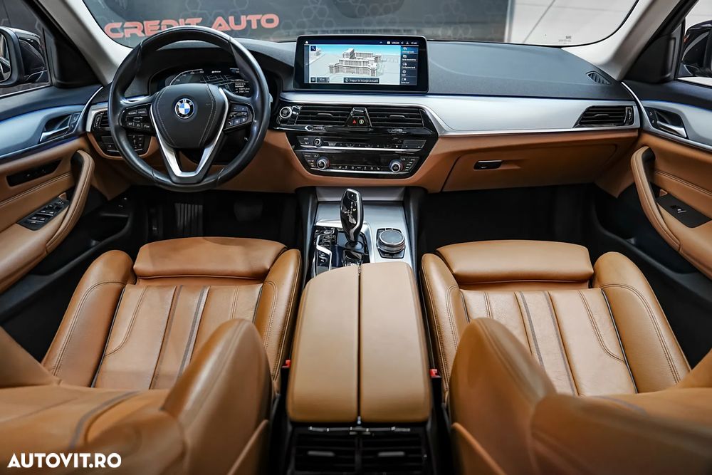 BMW Seria 5 530e Aut. Luxury Line - 4
