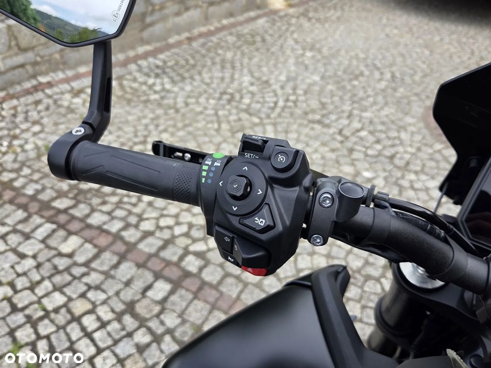 Yamaha MT - 21