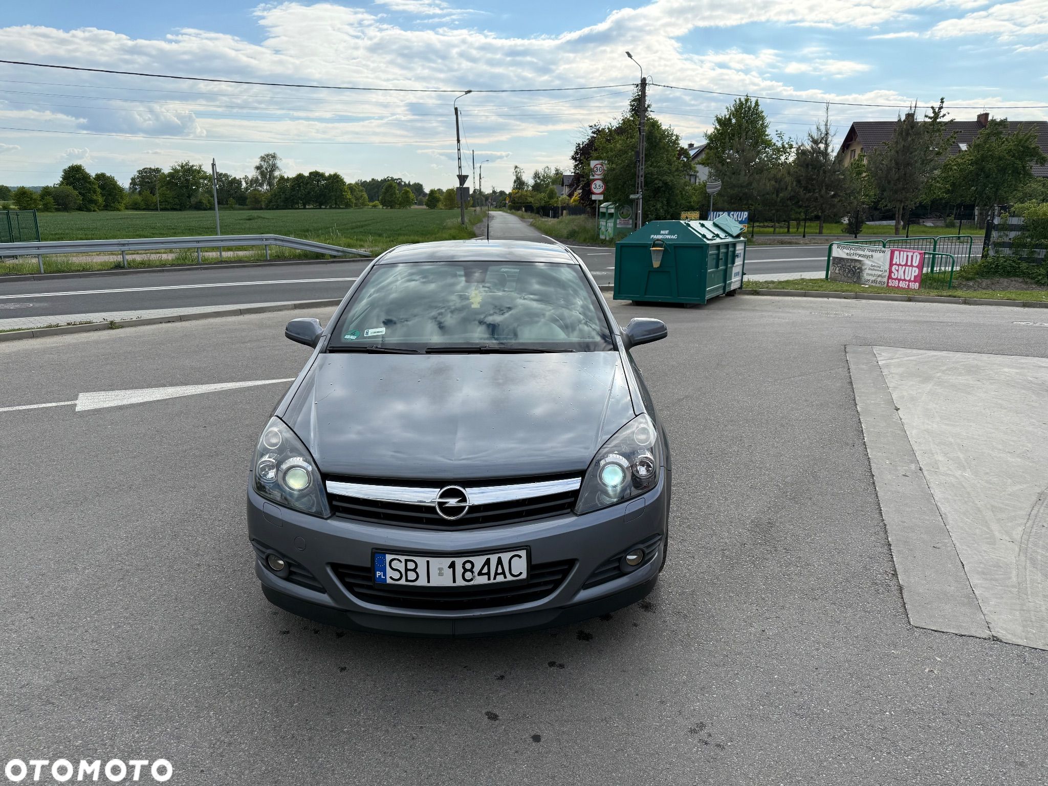 Opel Astra GTC 1.9 CDTI Sport - 1
