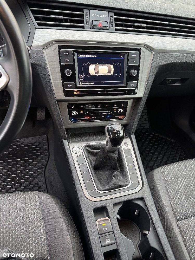 Volkswagen Passat 1.5 TSI EVO Elegance - 8