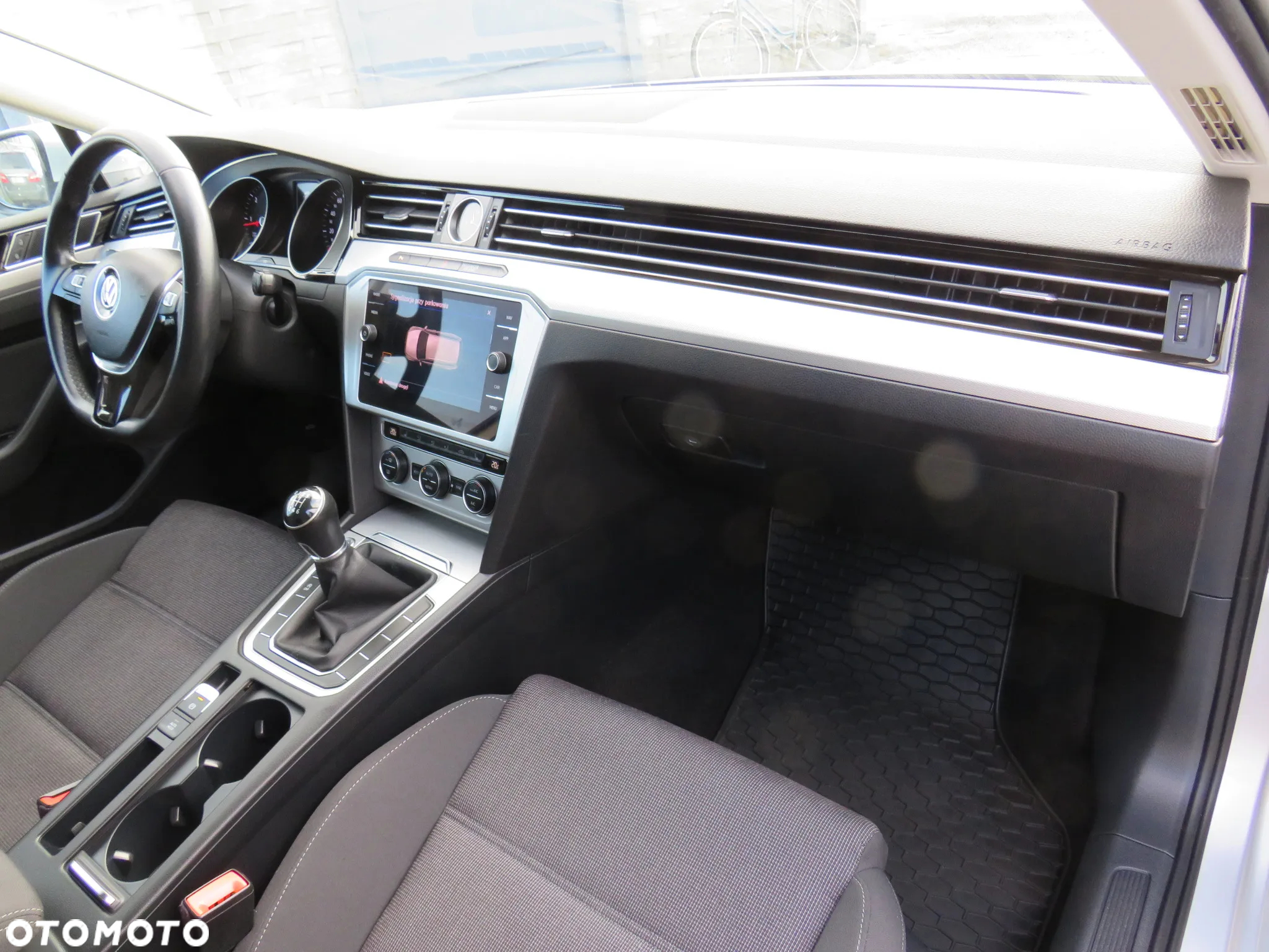 Volkswagen Passat 2.0 TDI BMT Comfortline - 35