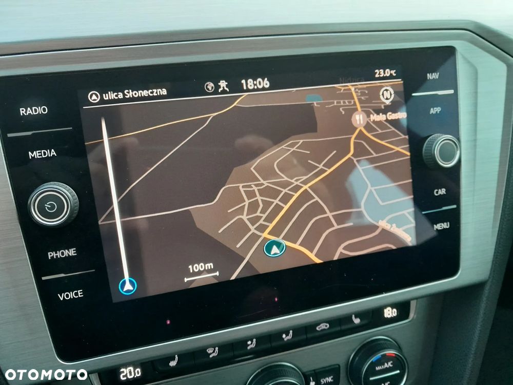 Volkswagen Passat Variant 1.5 TSI EVO Elegance - 18