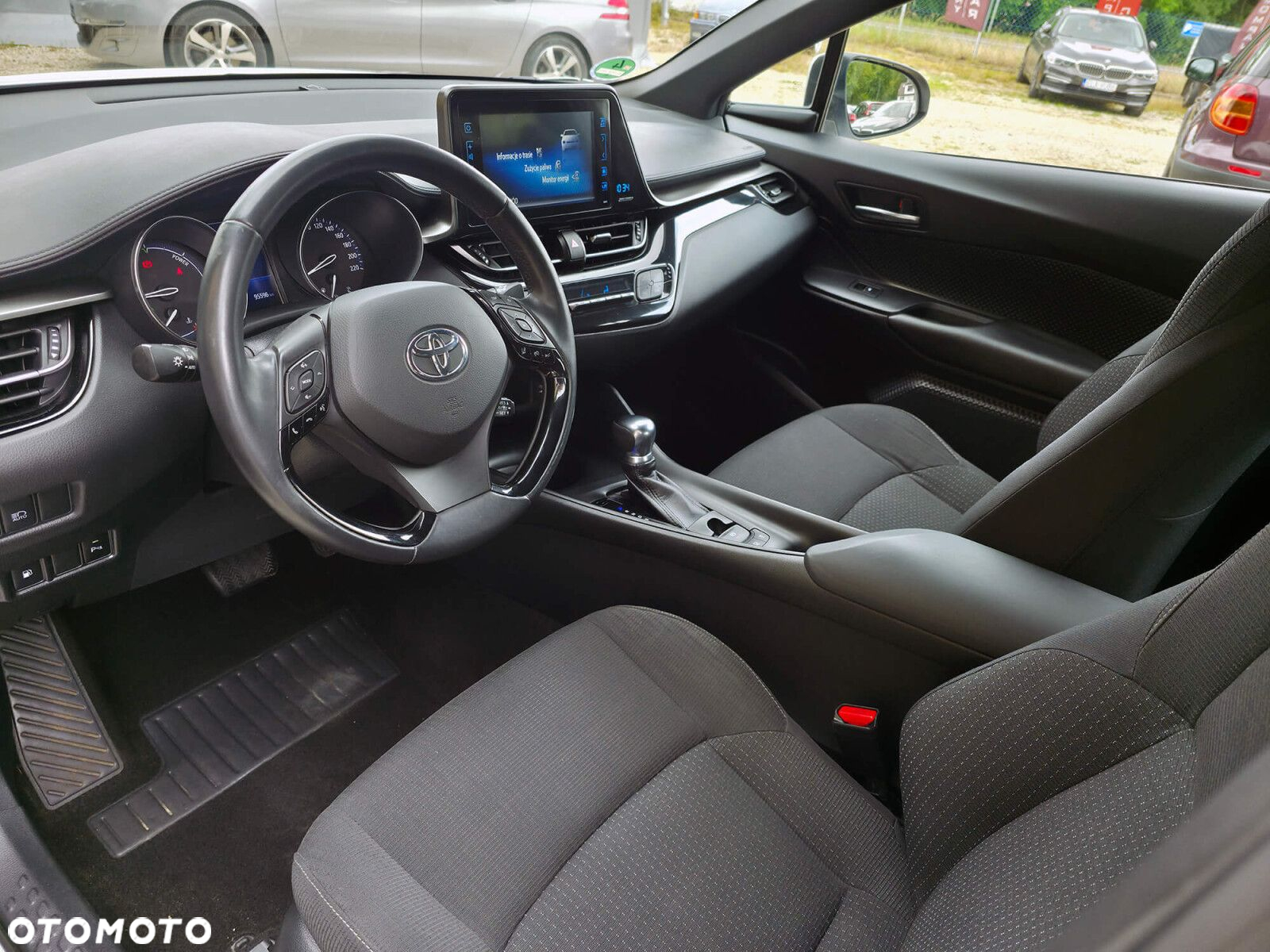 Toyota C-HR - 10