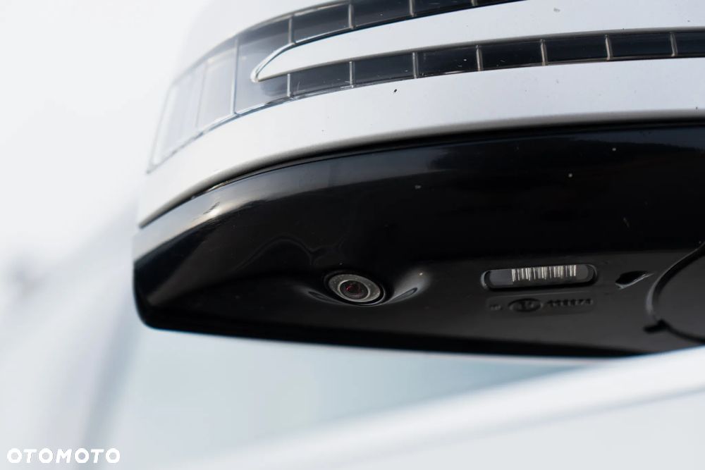 Mercedes-Benz Klasa E - 14