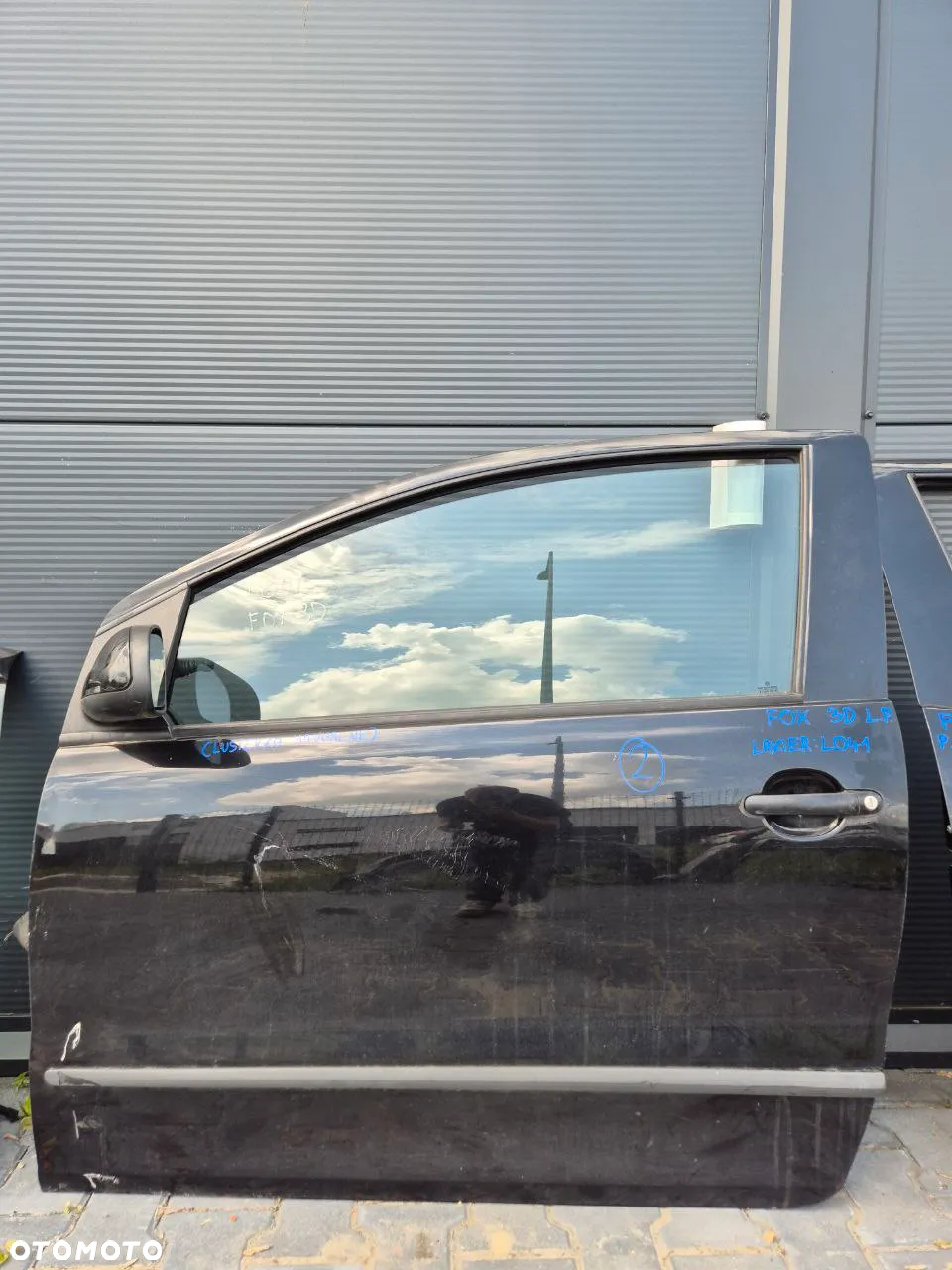 VOLKSWAGEN FOX KLAPA BAGAŻNIKA / DRZWI / BŁOTNIK CZARNY L041 - 4