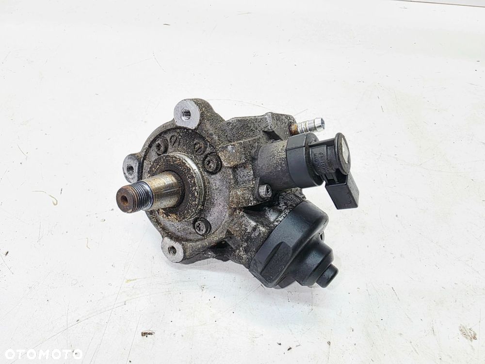 POMPA WTRYSKOWA AUDI VOLKSWAGEN SEAT SKODA 2.0 TDI 03L130755AB 0445010533 - 1