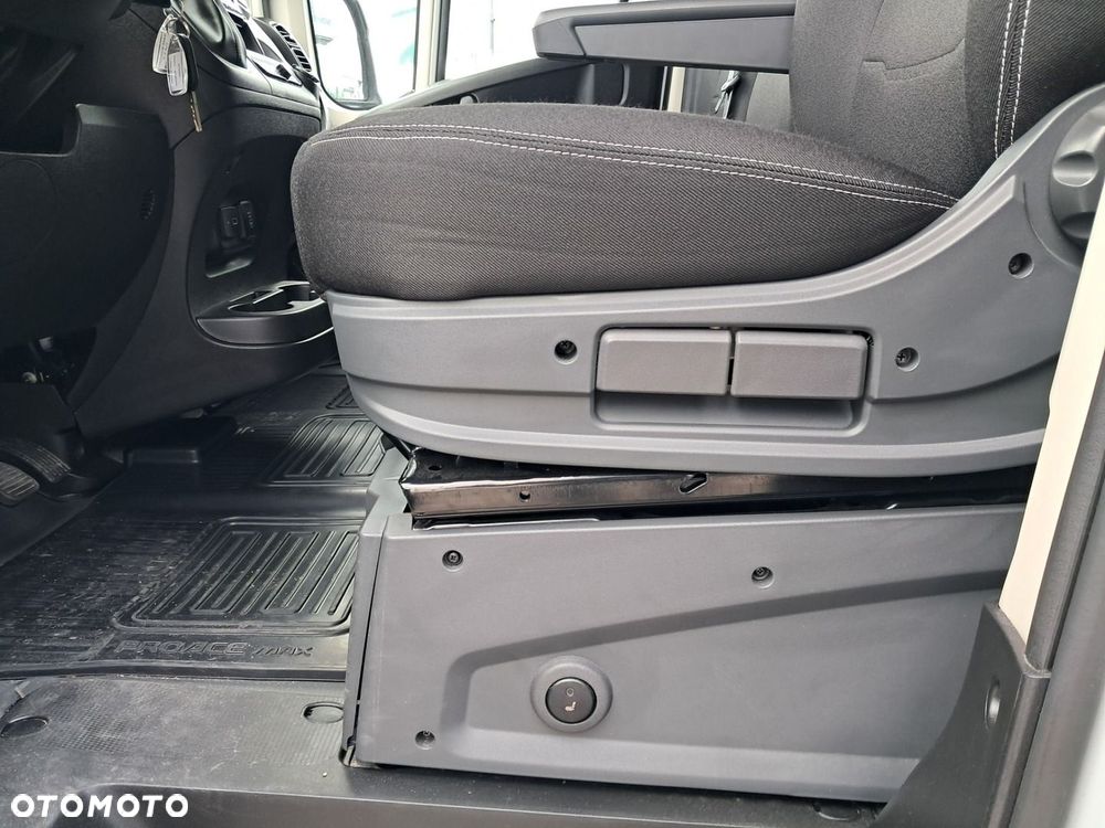 Toyota PROACE MAX - 12