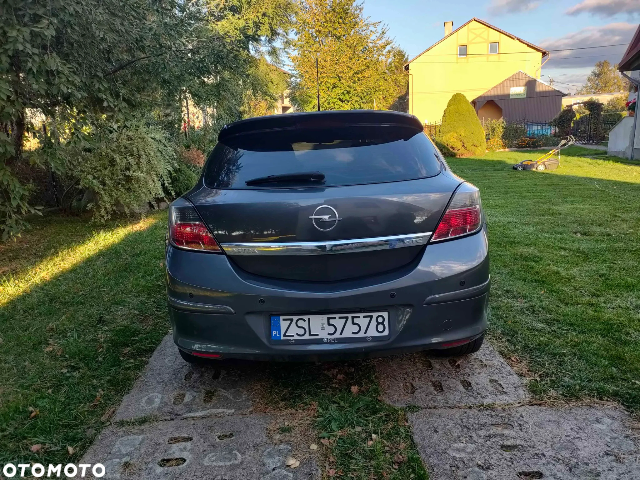 Opel Astra GTC 1.4 - 2