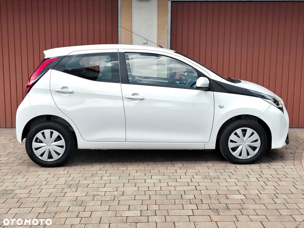 Toyota Aygo x - 13