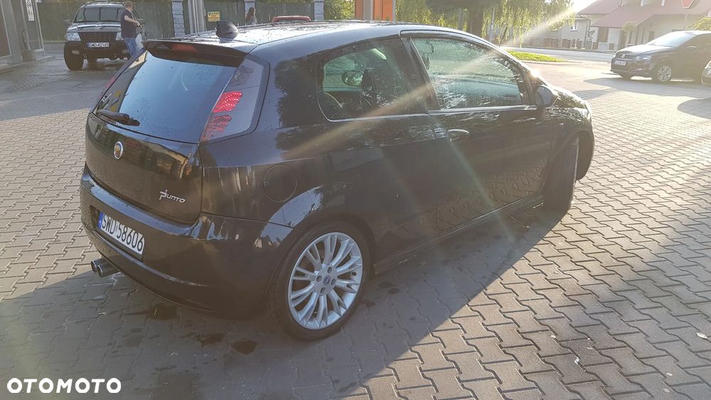 Fiat Grande Punto 1.4 16V Dynamic - 3