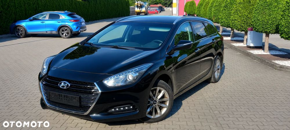Hyundai i40 Kombi 1.7 CRDi DCT Premium - 6