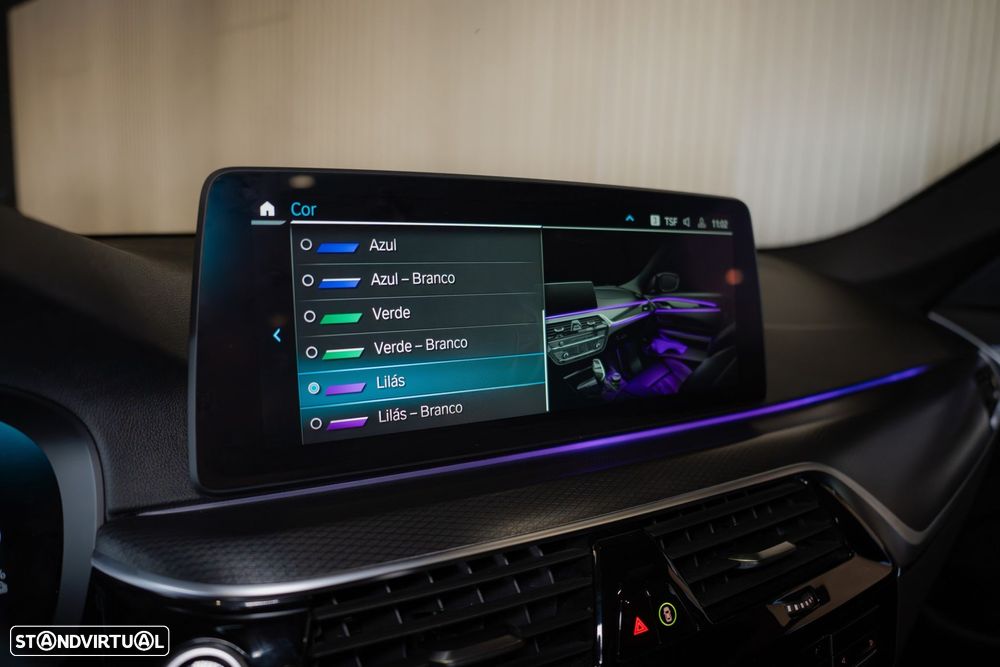 BMW 520 e Pack M - 48