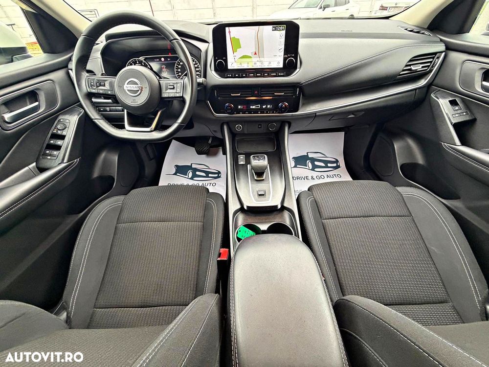 Nissan Qashqai 1.3 DIG-T MHEV Xtronic Premiere Edition - 11