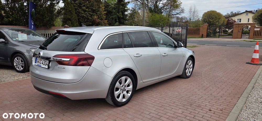 Opel Insignia - 10