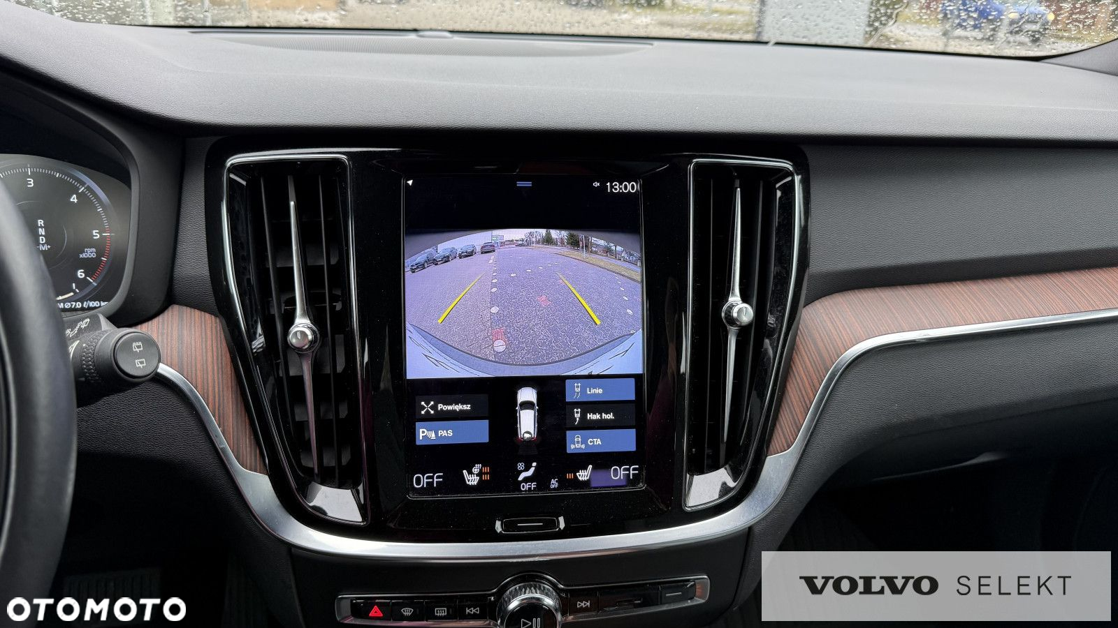 Volvo V60 Cross Country - 31