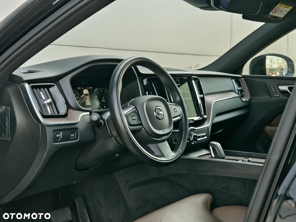 Volvo XC 60 B4 B Geartronic Inscription - 26