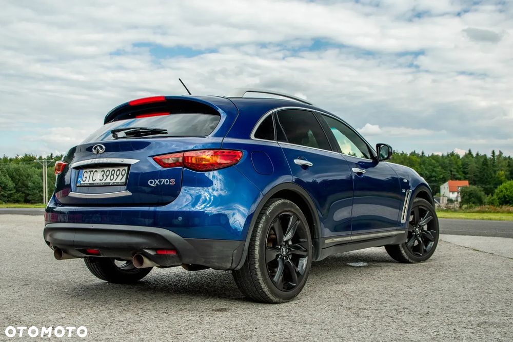 Infiniti QX70 3.7 S Premium - 8
