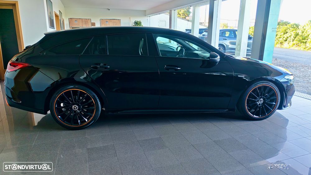 Mercedes-Benz CLA 180 d Shooting Brake AMG Line - 14