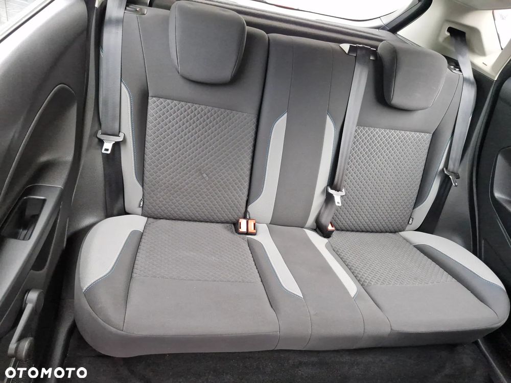 Ford Fiesta 1.0 EcoBoost STart-Stop Trend - 21