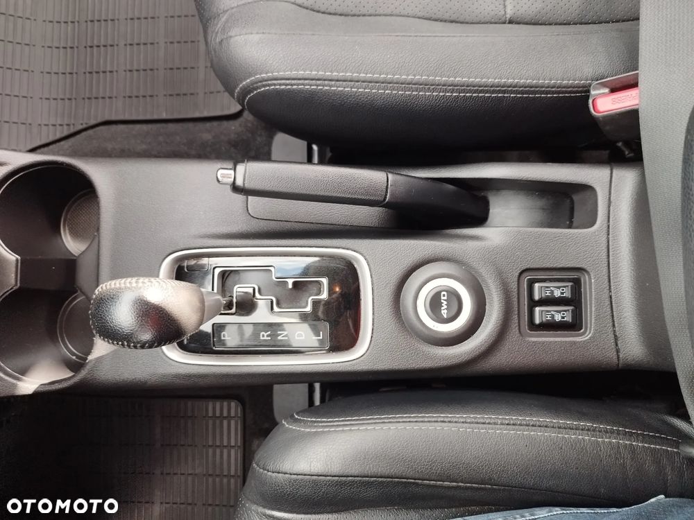 Mitsubishi Outlander 2.0 4WD CVT Diamant Edition+ - 19