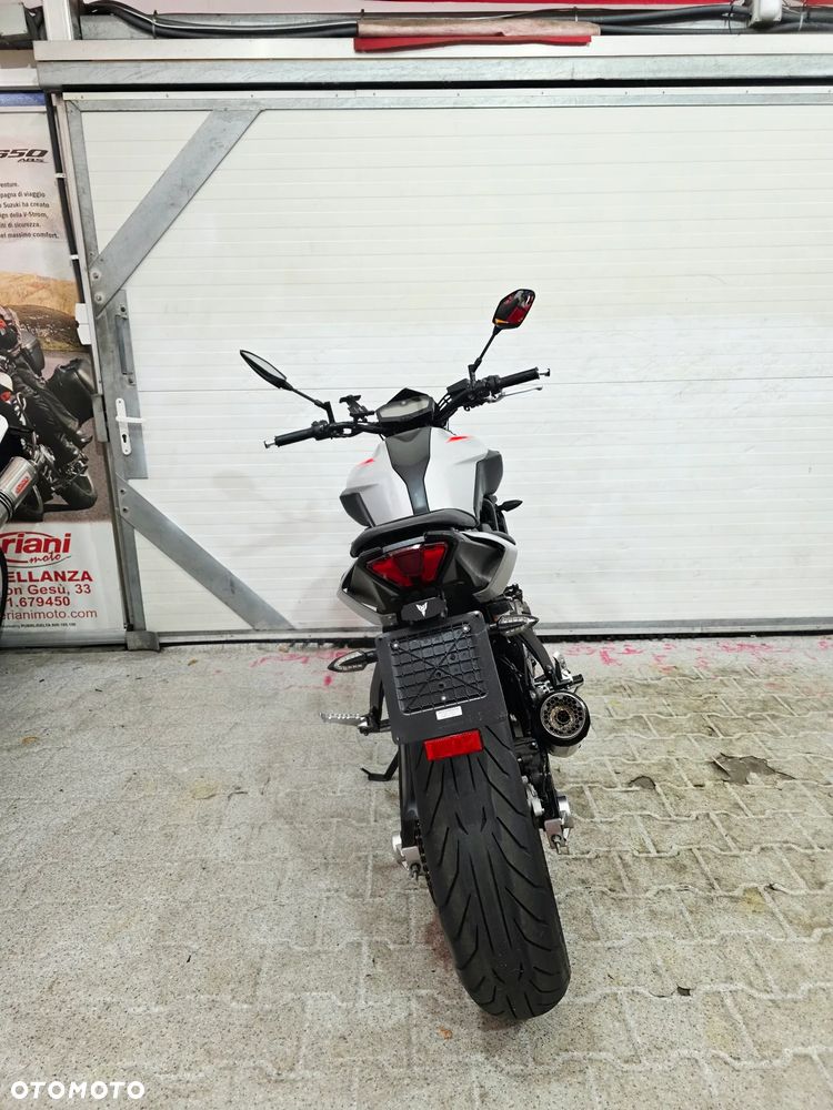 Yamaha MT - 25