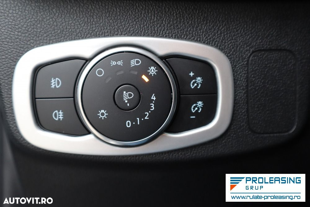 Ford Focus - 11