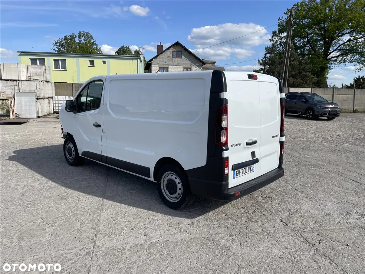 Renault TRAFIC - 11