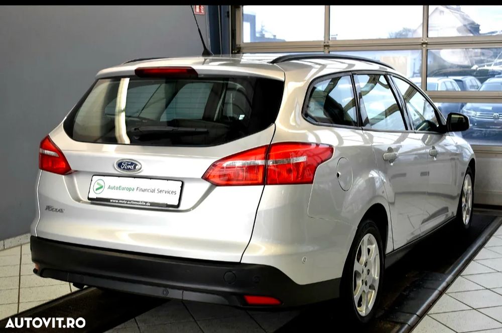 Ford Focus - 9