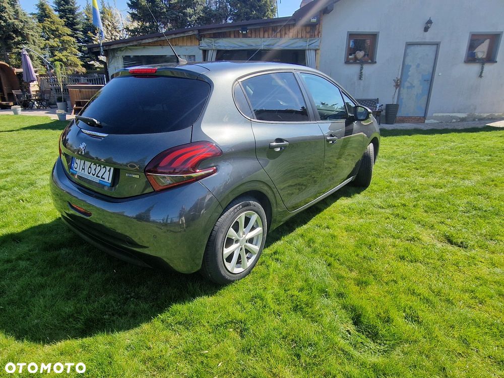 Peugeot 208 1.2 PureTech Active - 4