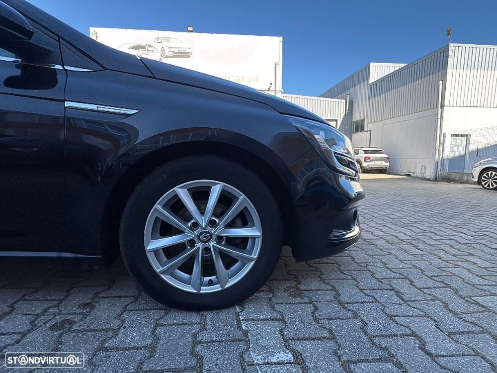 Renault Mégane - 10