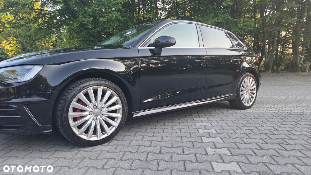 Audi A3 Sportback - 13