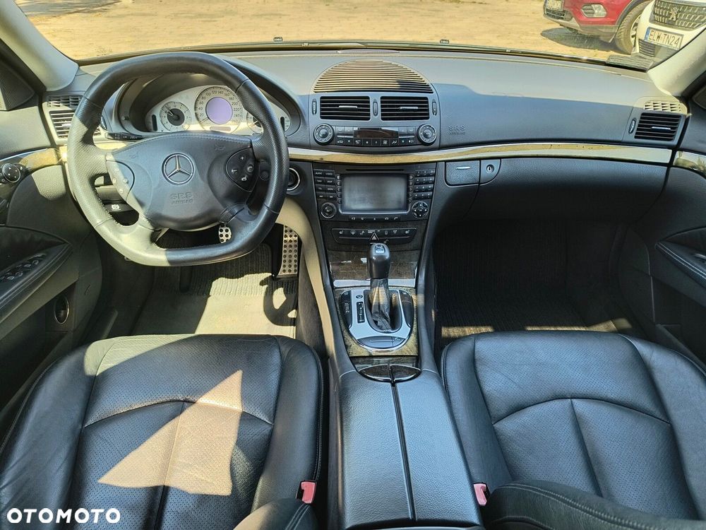 Mercedes-Benz Klasa E - 12