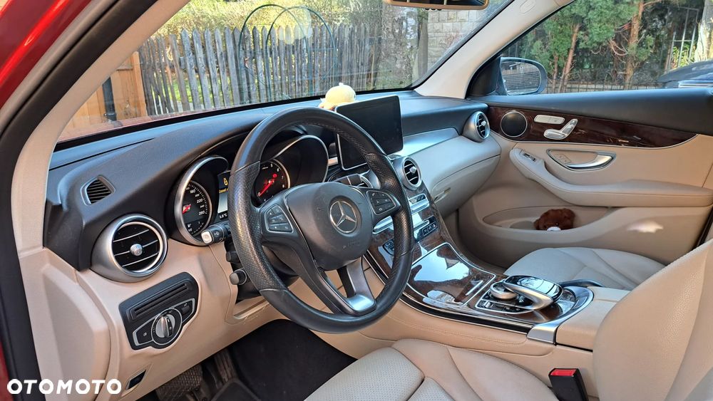 Mercedes-Benz GLC - 7