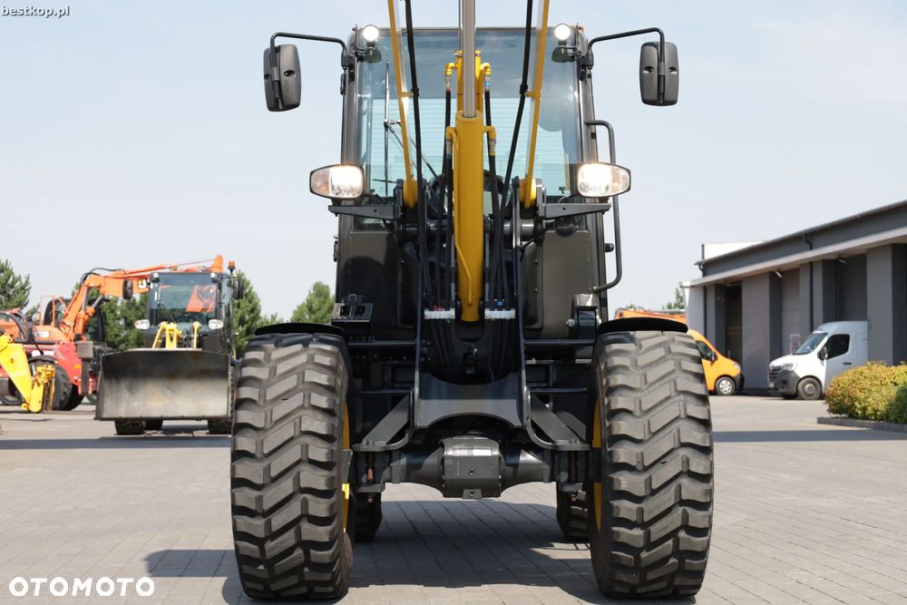 Komatsu WA70M-8 - 20