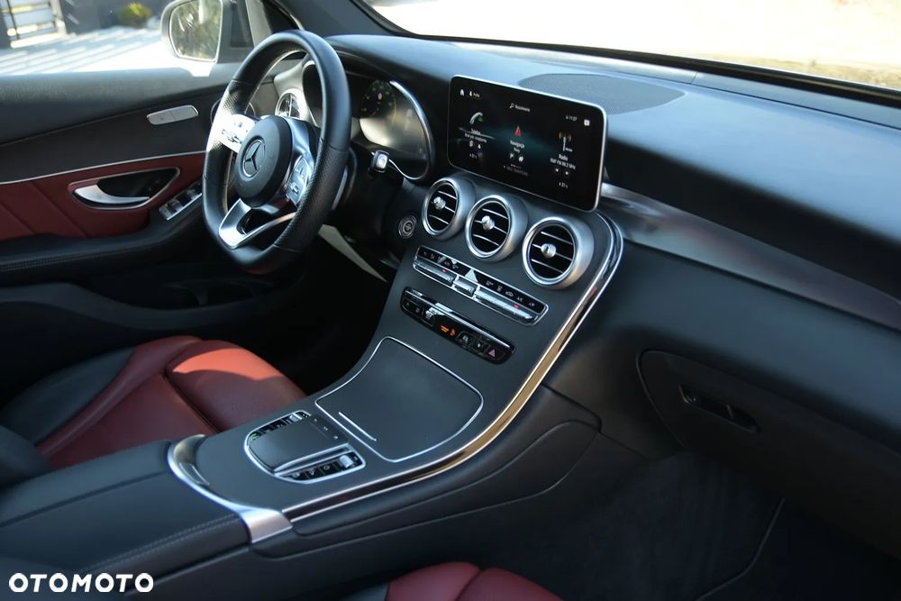 Mercedes-Benz GLC 220 d 4Matic 9G-TRONIC Exclusive - 19
