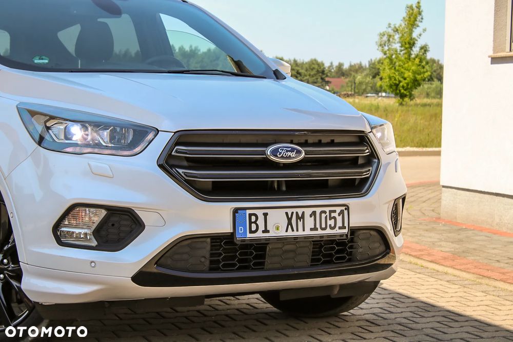 Ford Kuga 2.0 TDCi AWD ST-Line - 11