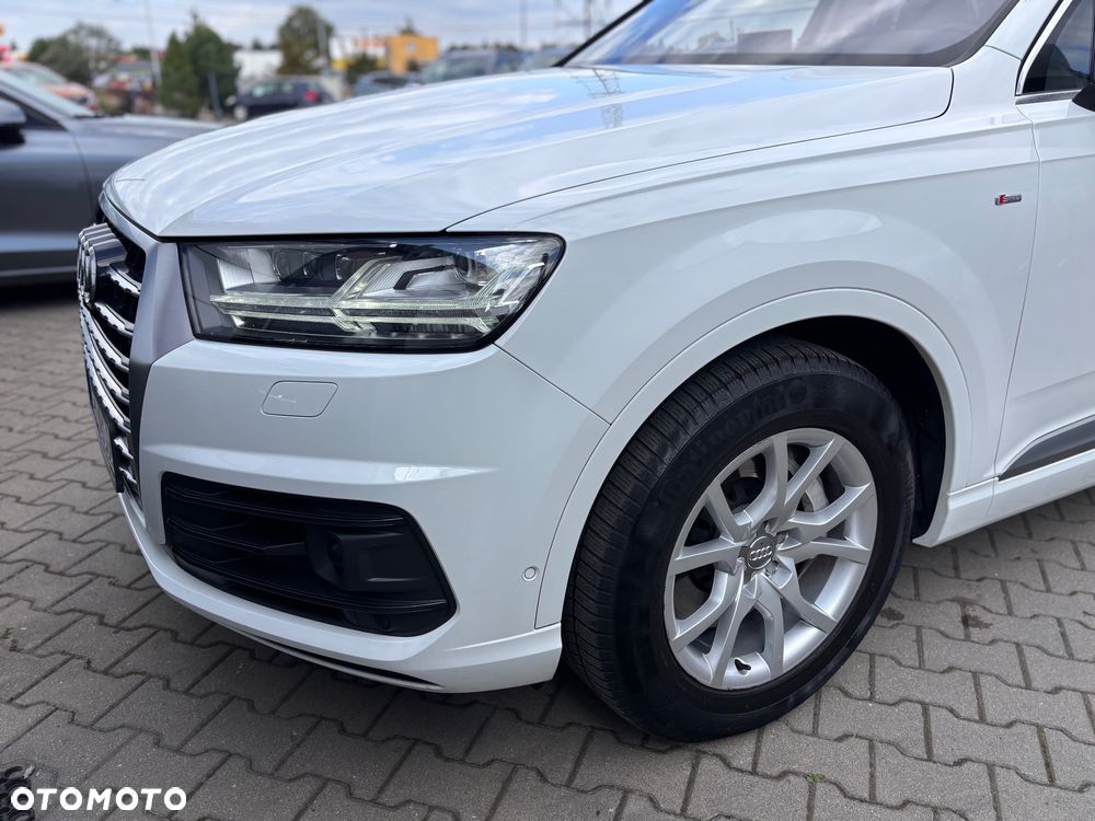 Audi Q7 3.0 TDI ultra Quattro Tiptronic - 17