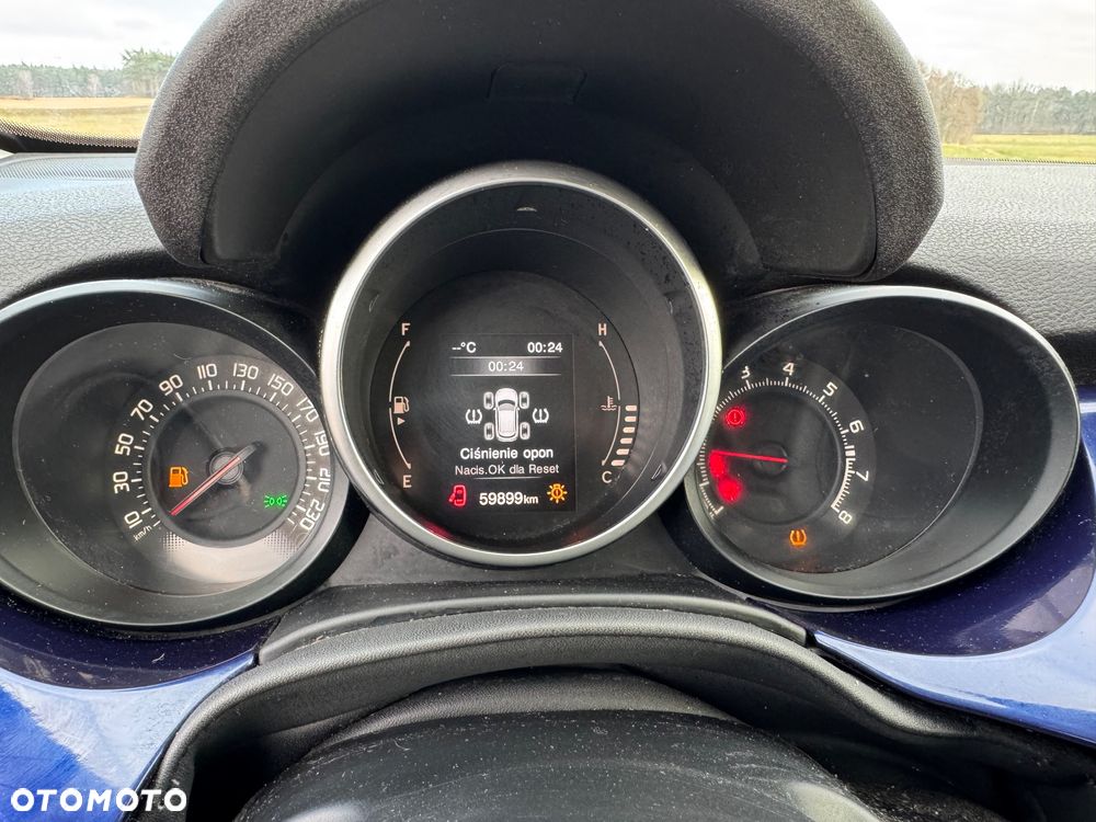 Fiat 500X 1.6 E-torQ 4x2 S&S Rockstar - 13