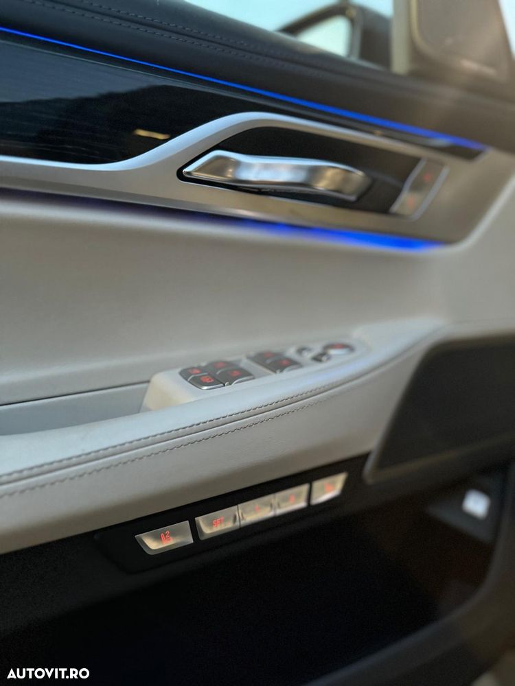 BMW Seria 7 - 22