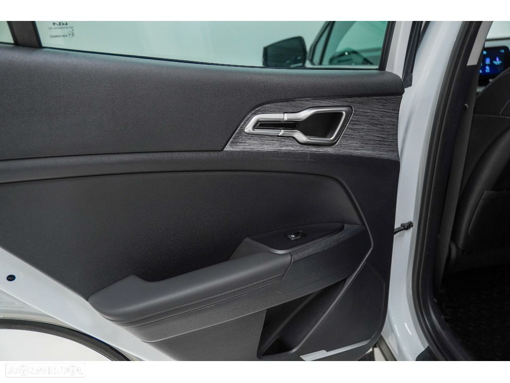 Kia Sportage 1.6 T-GDI Drive - 10