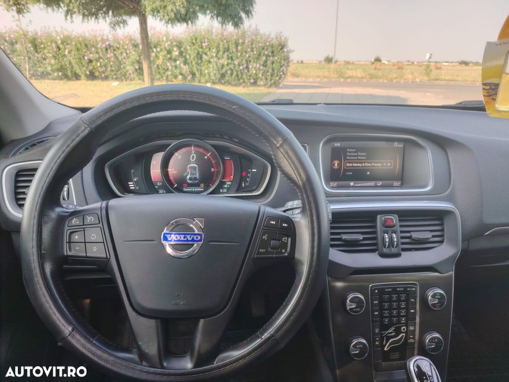 Volvo V40 D2 Aut. Kinetic - 7
