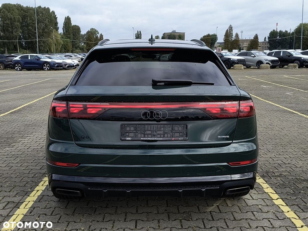 Audi Q8 - 10