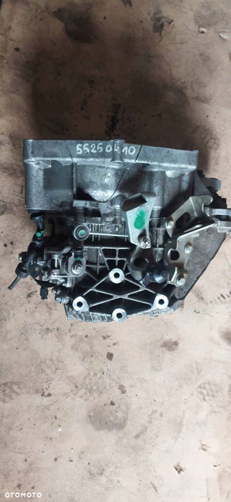 skrzynia biegów jeep renegade 16 55250410 55236747 - 1