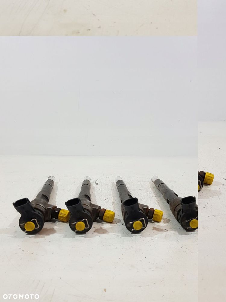 wtryskiwacz bosch 1.5 dci 0445110652 h8201453073 - 3