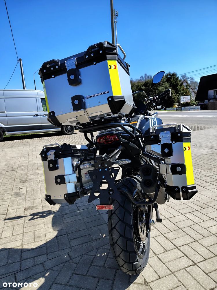 QJMOTOR SRT 600SX - 7